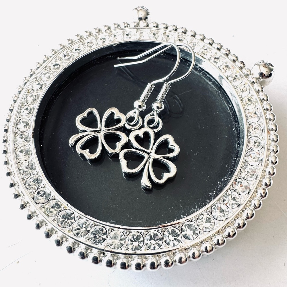 Silver Four-Leaf Clover Earrings - Luck of the Irish ☘️
